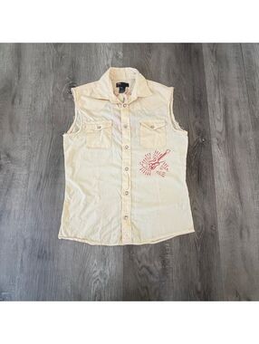 Vintage early 2000s Men's Diesel cream sleeveless button-down shirt size m